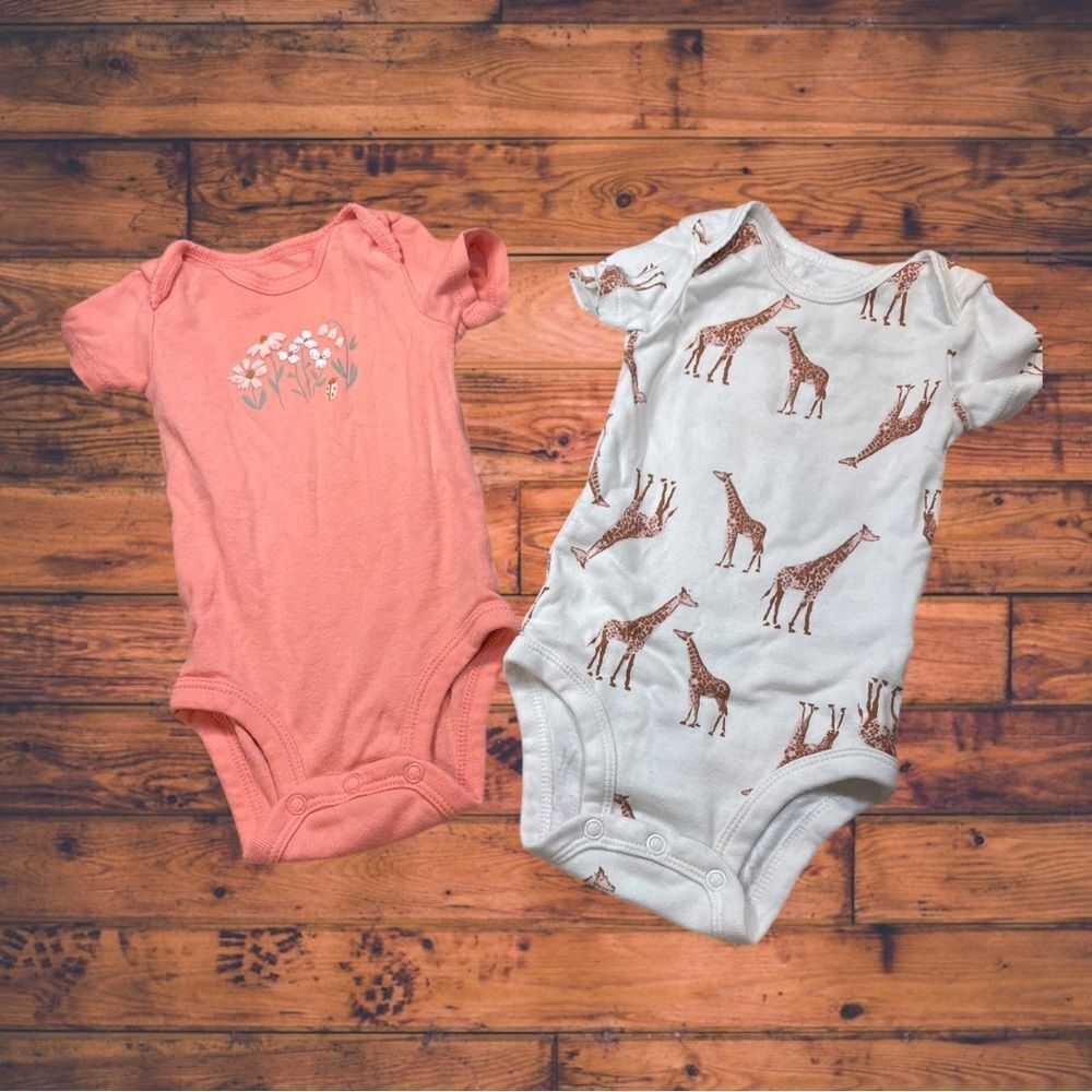 5 for $25🔥Set of 2 Carter's Snap Bottom Tops Baby Size 3-6 Months‎